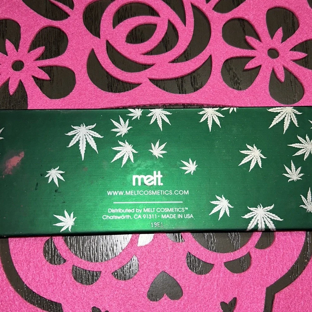 Melt cosmetics Smoke Sessions - Picture 3 of 3